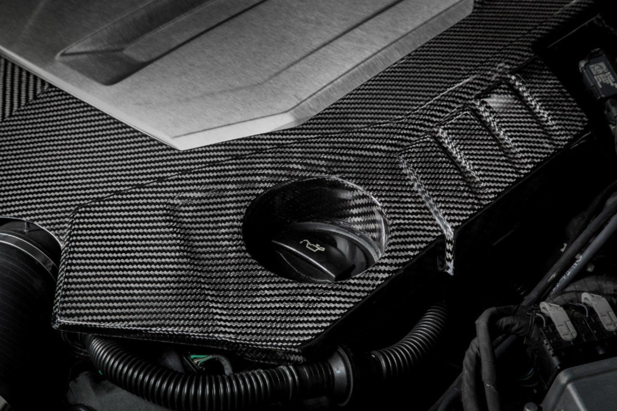 Eventuri Carbon Fiber Engine Cover for Audi RS6 C8 / RS7 C8 Eventuri Carbon Fiber Engine Cover for Audi RS6 C8 / RS7 C8