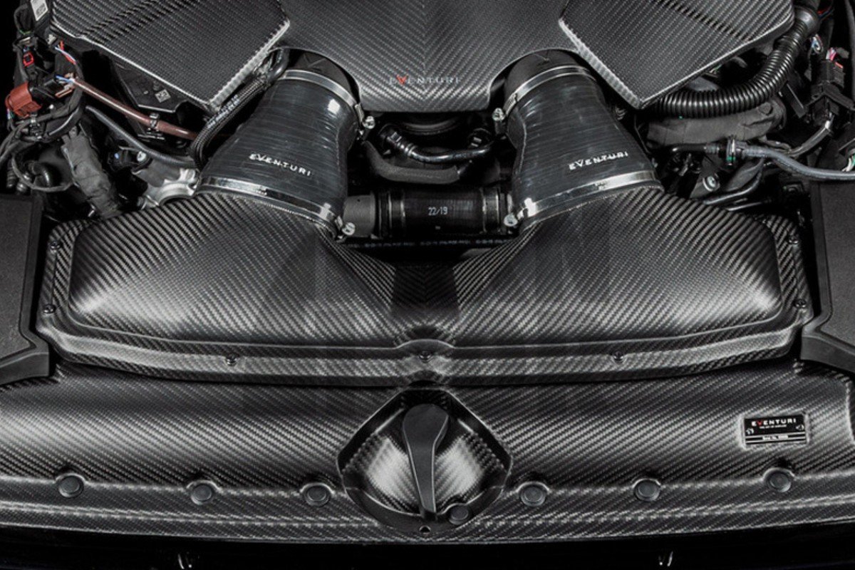 Eventuri Carbon Fiber Intake System for Audi RS6 C8 / RS7 C8 Eventuri Carbon Fiber Intake System for Audi RS6 C8 / RS7 C8