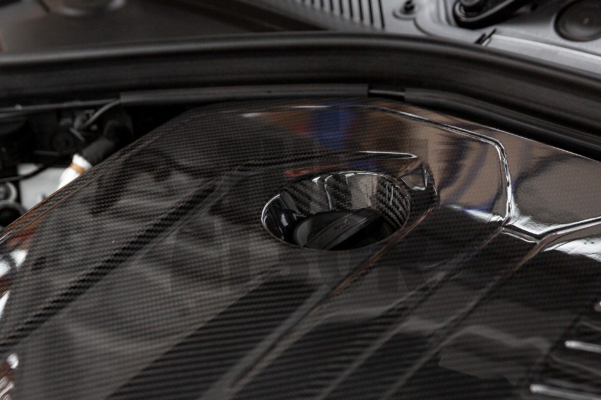Eventuri Carbon Fiber Engine Cover for BMW 140i / 240i / 340i / 440i B58 Eventuri Carbon Fiber Engine Cover for BMW 140i / 240i / 340i / 440i B58