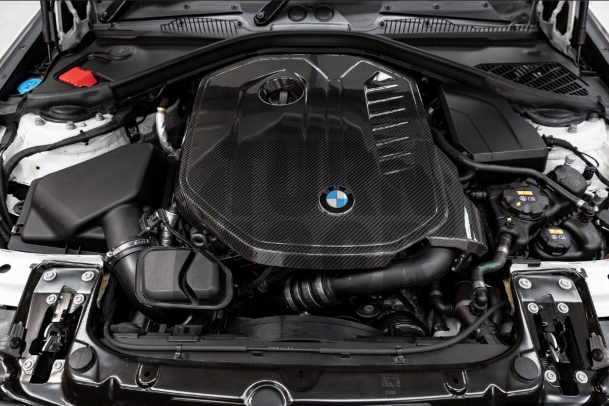 Eventuri Carbon Fiber Engine Cover for BMW 140i / 240i / 340i / 440i B58 Eventuri Carbon Fiber Engine Cover for BMW 140i / 240i / 340i / 440i B58
