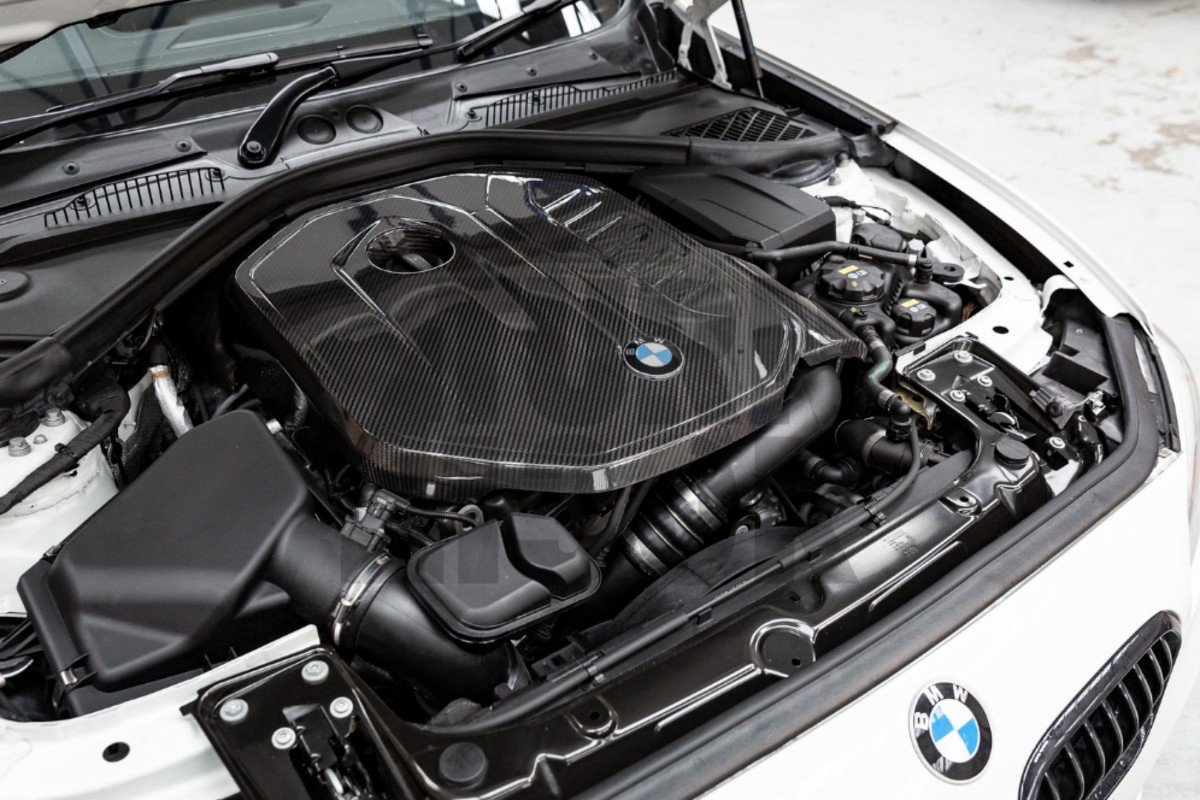 Eventuri Carbon Fiber Engine Cover for BMW 140i / 240i / 340i / 440i B58 Eventuri Carbon Fiber Engine Cover for BMW 140i / 240i / 340i / 440i B58