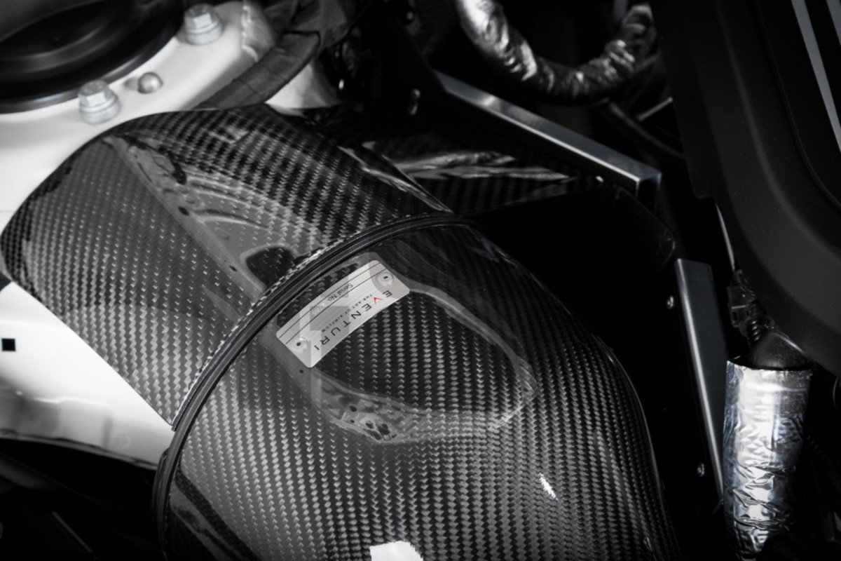 Eventuri Carbon Fiber Intake System for BMW 140i / 240i F2x Eventuri Carbon Fiber Intake System for BMW 140i / 240i F2x