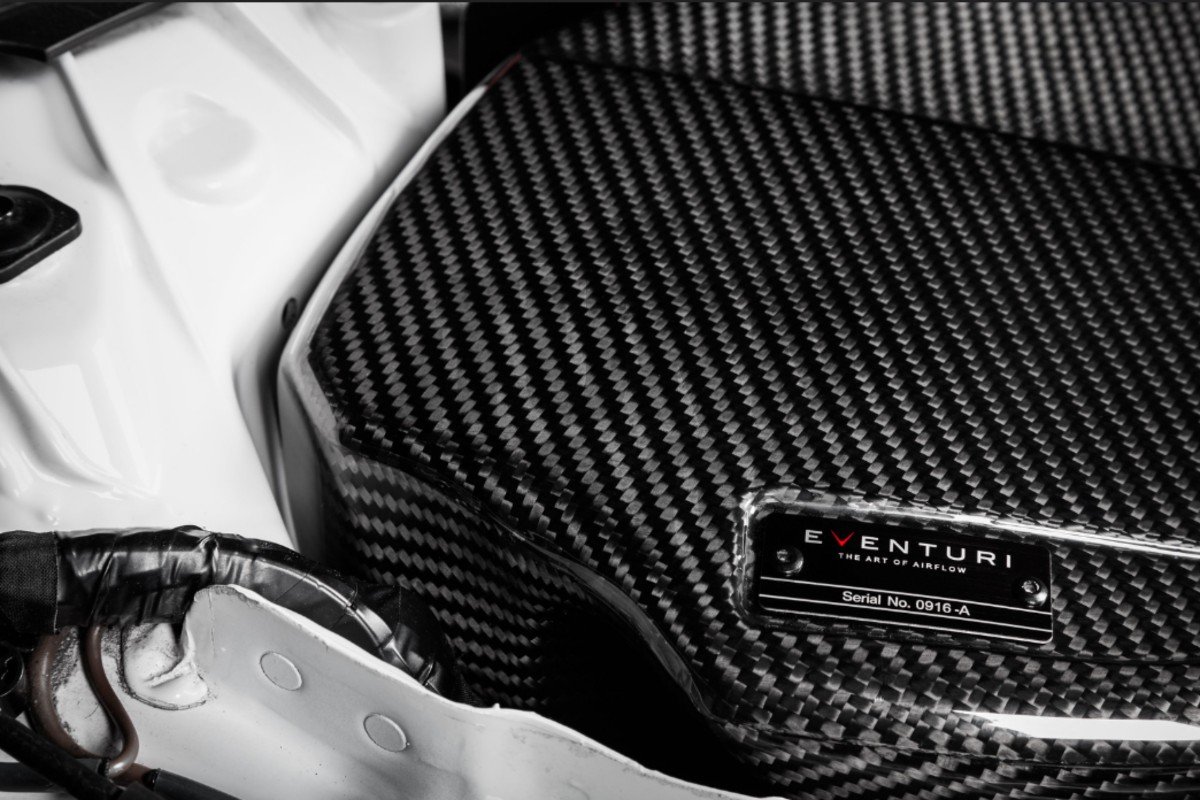 Eventuri Carbon Fiber Intake System for BMW 240i G42 and 340i / 440i G2x Eventuri Carbon Fiber Intake System for BMW 240i G42 and 340i / 440i G2x