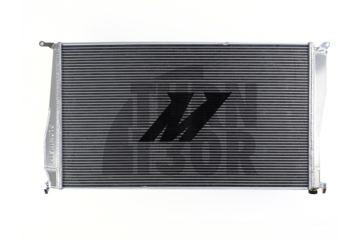 Mishimoto Aluminium Radiator BMW 135i E82 / 335i E9x manual Mishimoto Aluminium Radiator BMW 135i E82 / 335i E9x manual
