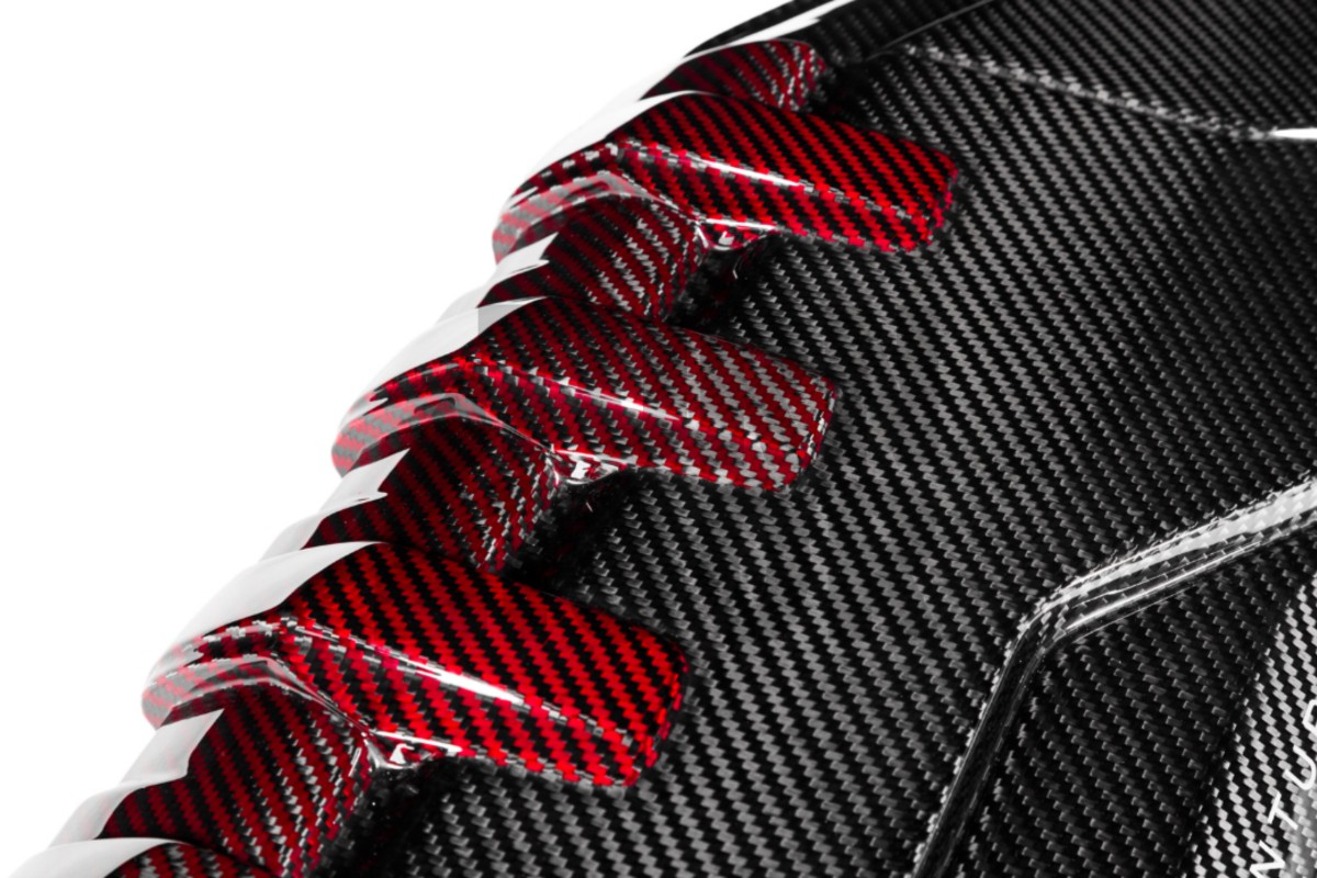 Eventuri Carbon Fiber / Red Kevlar Engine Cover for Audi RS3 8V.5 / TTRS 8S and RS3 8Y Eventuri Carbon Fiber / Red Kevlar Engine Cover for Audi RS3 8V.5 / TTRS 8S and RS3 8Y