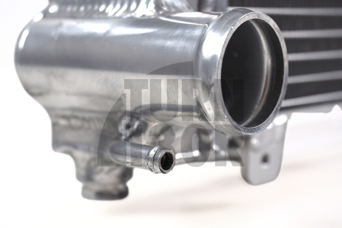 Mishimoto Aluminium Radiator Subaru Impreza GT GC8 Mishimoto Aluminium Radiator Subaru Impreza GT GC8