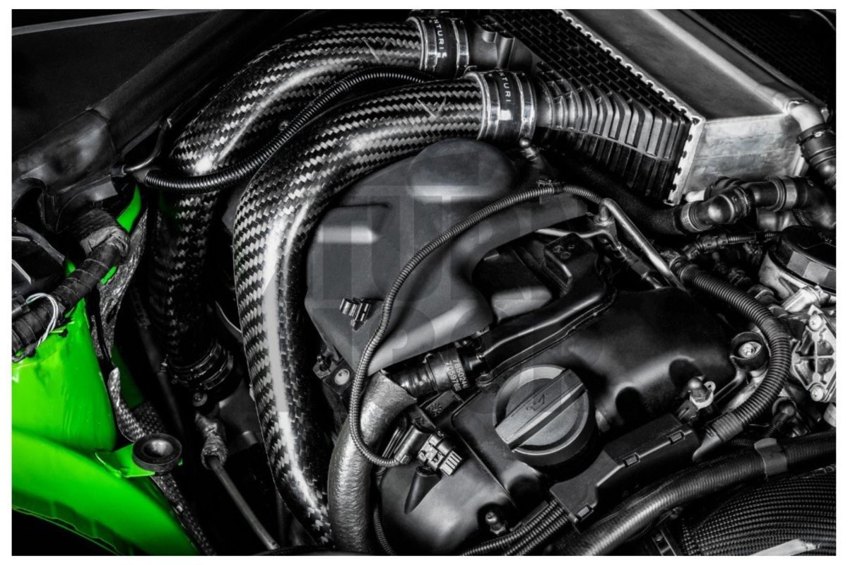 Eventuri Carbon Charge Pipes for BMW M3 F80 / M4 F8x / M2 Comp F87 Eventuri Carbon Charge Pipes for BMW M3 F80 / M4 F8x / M2 Comp F87