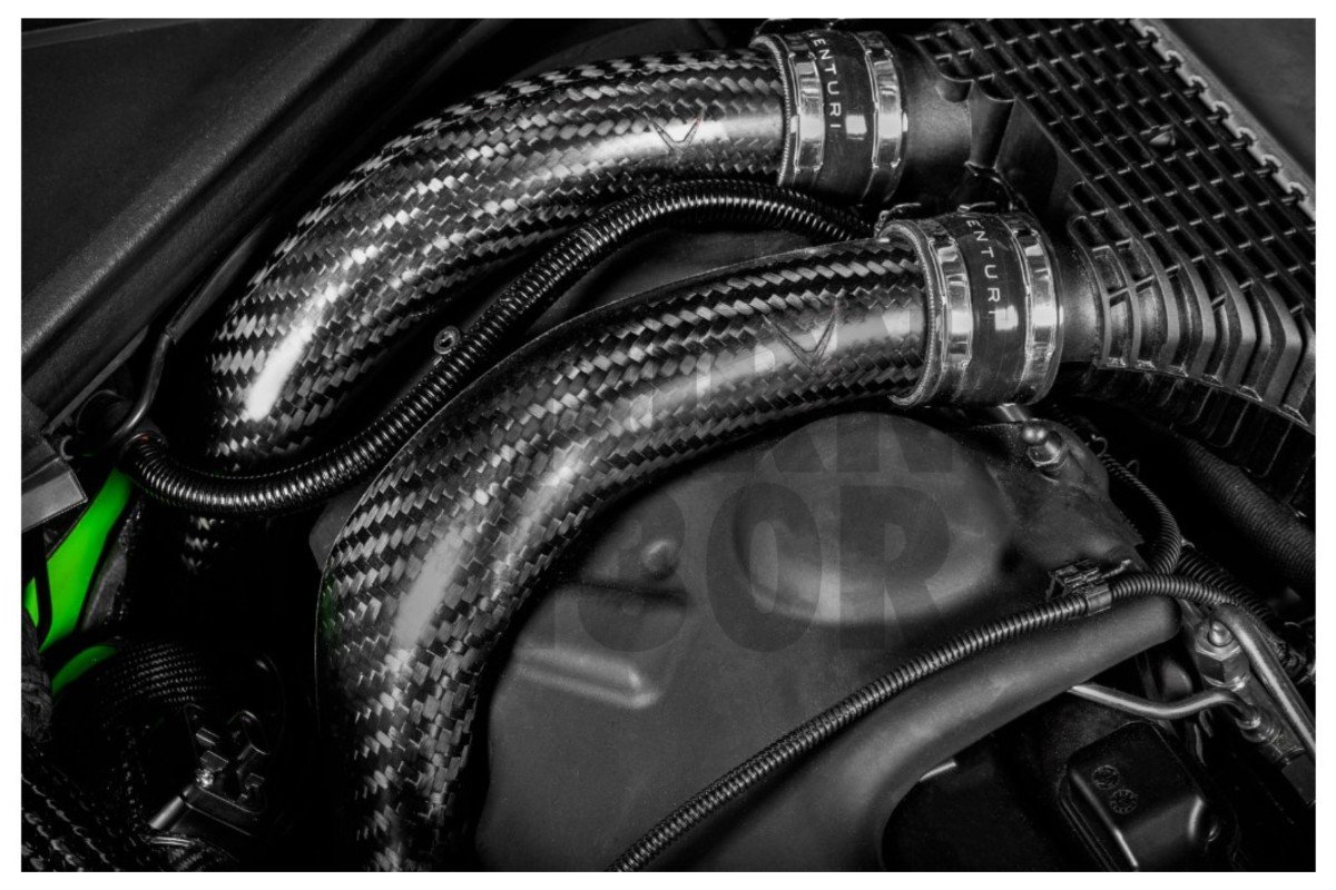 Eventuri Carbon Charge Pipes for BMW M3 F80 / M4 F8x / M2 Comp F87 Eventuri Carbon Charge Pipes for BMW M3 F80 / M4 F8x / M2 Comp F87