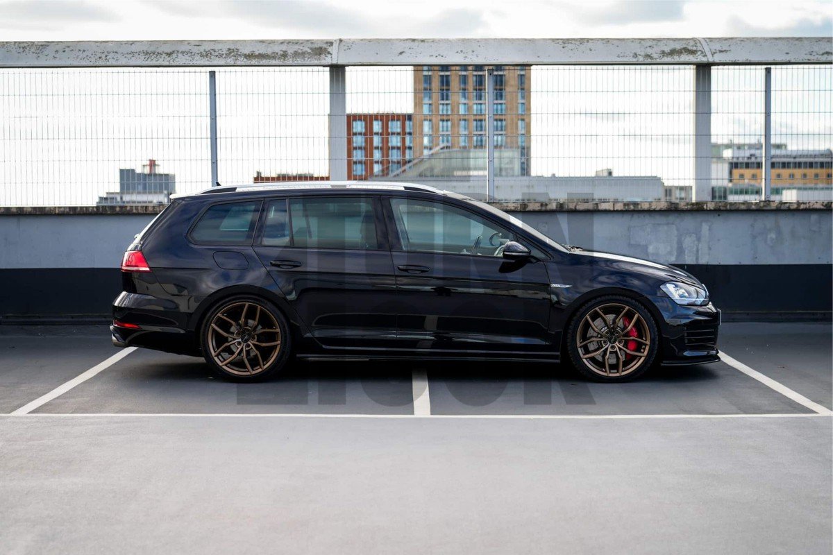 R360 Wheels 19 x 8.5 ET44 5x112 Bronze Racingline R360 Wheels 19 x 8.5 ET44 5x112 Bronze Racingline