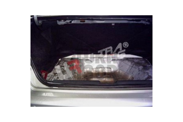 Ultra Racing Rear Upper Strut Brace Honda Civic Type R EP3 