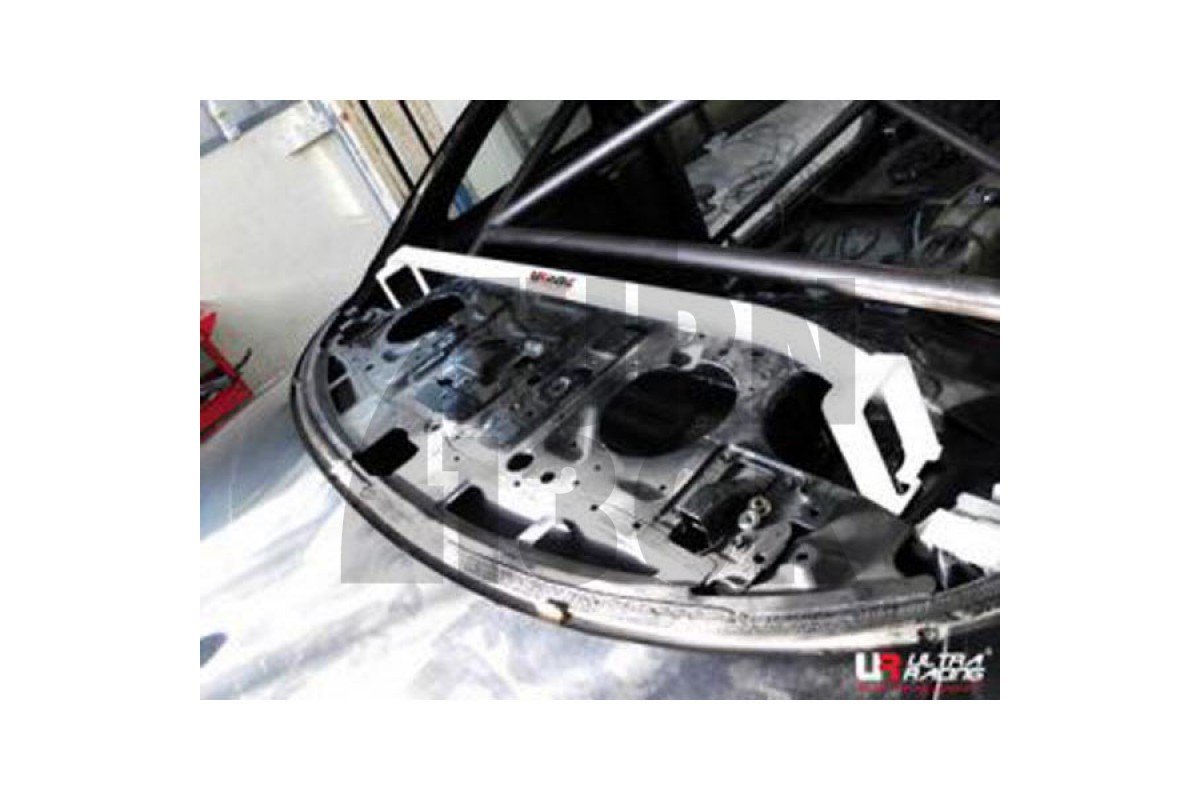 Ultra Racing Rear Upper Strut Bar Nissan 200sx S14 Ultra Racing Rear Upper Strut Bar Nissan 200sx S14