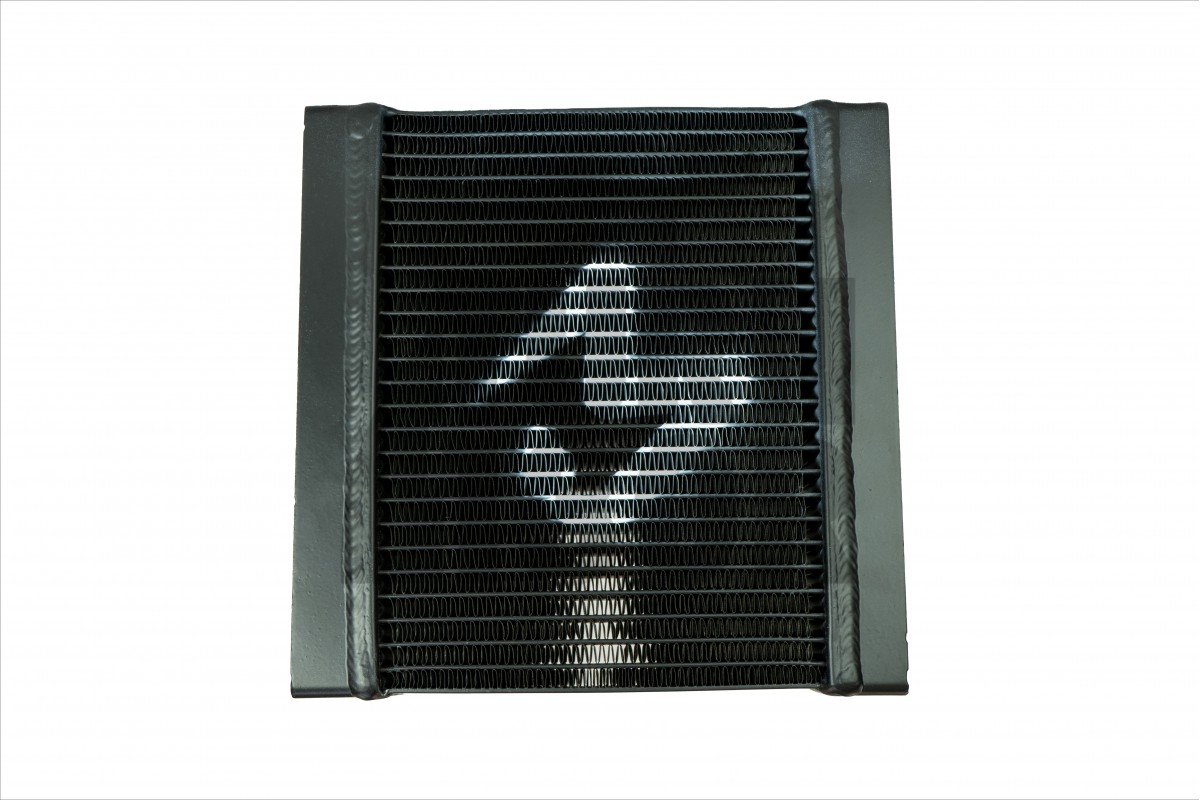 Black Mamba Mercedes A45 AMG W176 / CLA 45 AMG C117 Side Radiator Black Mamba Mercedes A45 AMG W176 / CLA 45 AMG C117 Side Radiator
