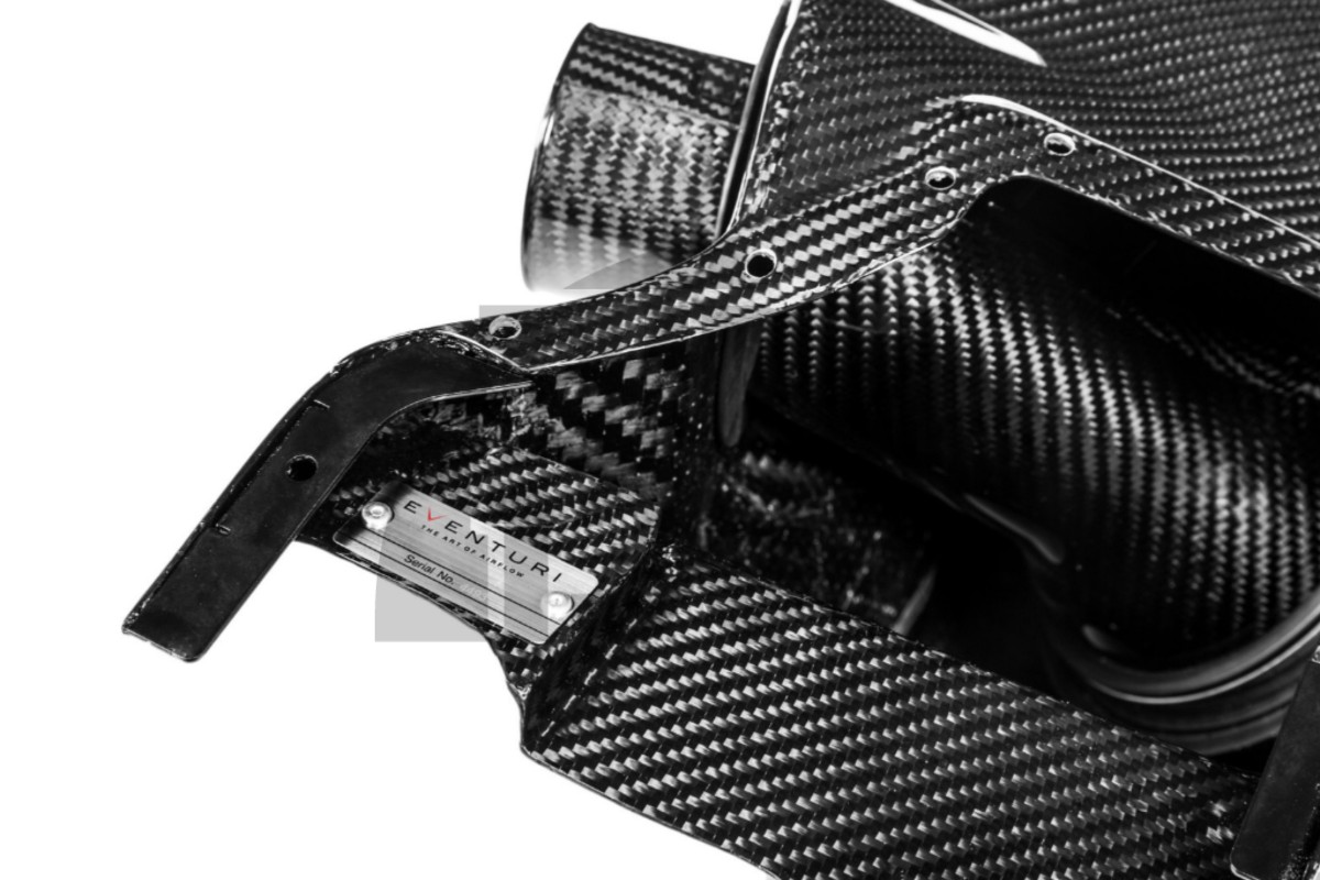 Eventuri Carbon Fiber Intake System for Honda Civic Type R FK8 Eventuri Carbon Fiber Intake System for Honda Civic Type R FK8