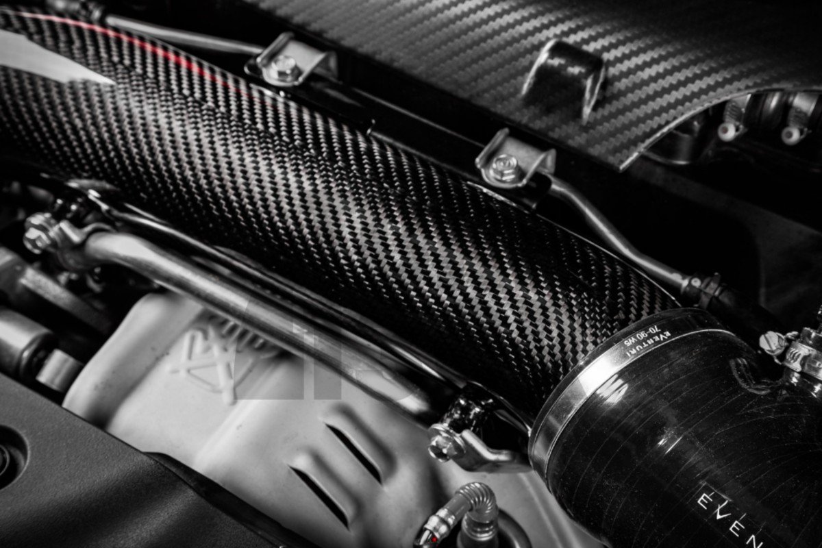 Eventuri Carbon Fiber Turbo Inlet Tube for Honda Civic Type R FK8 Eventuri Carbon Fiber Turbo Inlet Tube for Honda Civic Type R FK8