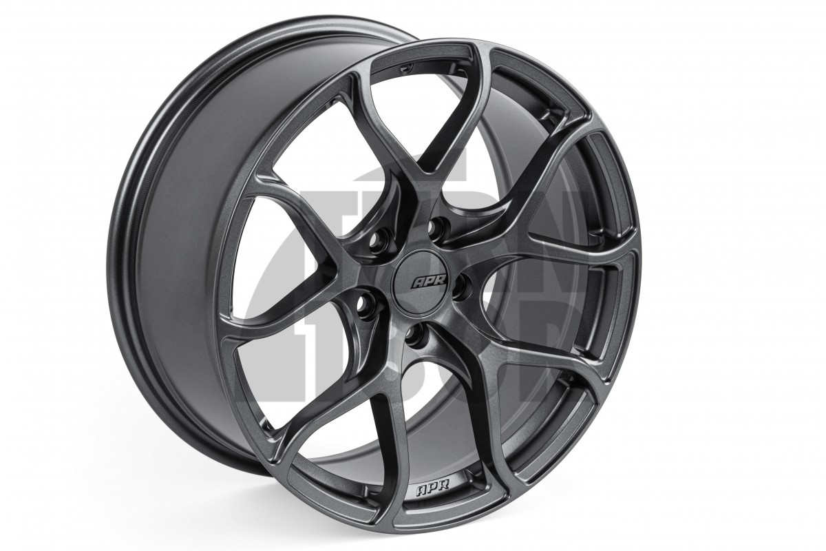 A01 Flow Formed Wheel 18 x 8.5 ET45 Gunmetal, Black or Silver APR A01 Flow Formed Wheel 18 x 8.5 ET45 Gunmetal, Black or Silver APR