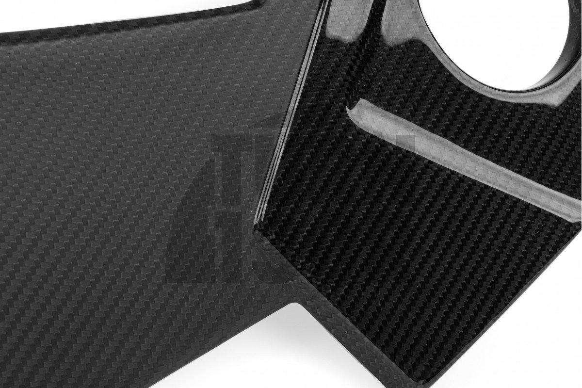 APRCarbon Fiber Engine Cover Audi RS6 C8 / RS7 C8 APRCarbon Fiber Engine Cover Audi RS6 C8 / RS7 C8