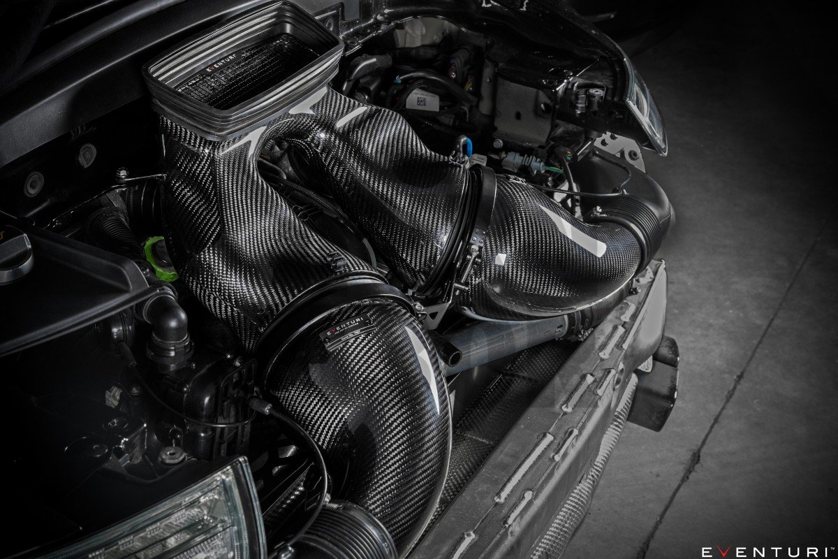 Eventuri Carbon Fiber Intake for Porsche 991 Turbo Eventuri Carbon Fiber Intake for Porsche 991 Turbo