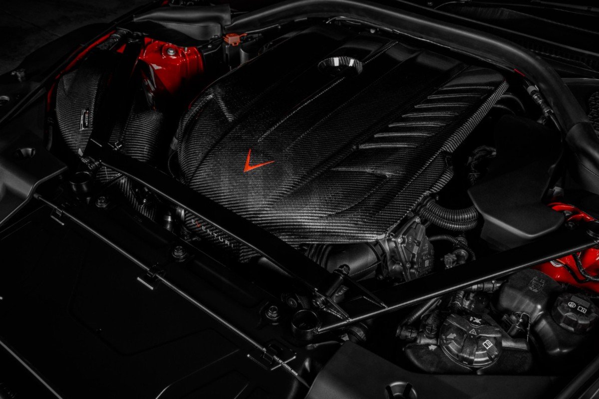 Eventuri Carbon Fiber Engine Cover for Toyota Supra GR 3.0 A90 MK5 Eventuri Carbon Fiber Engine Cover for Toyota Supra GR 3.0 A90 MK5