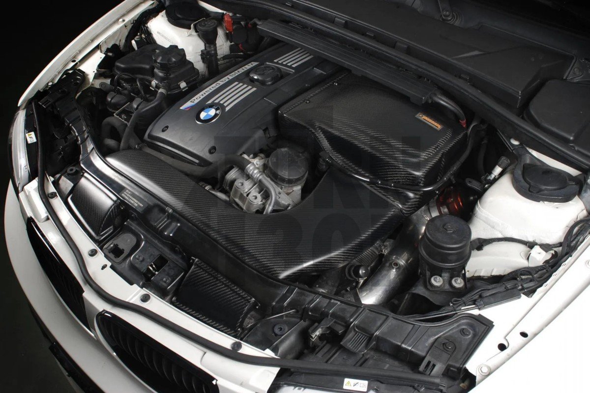 Armaspeed Carbon Fiber Air Intake BMW 135i / 1M E82 N54 Armaspeed Carbon Fiber Air Intake BMW 135i / 1M E82 N54