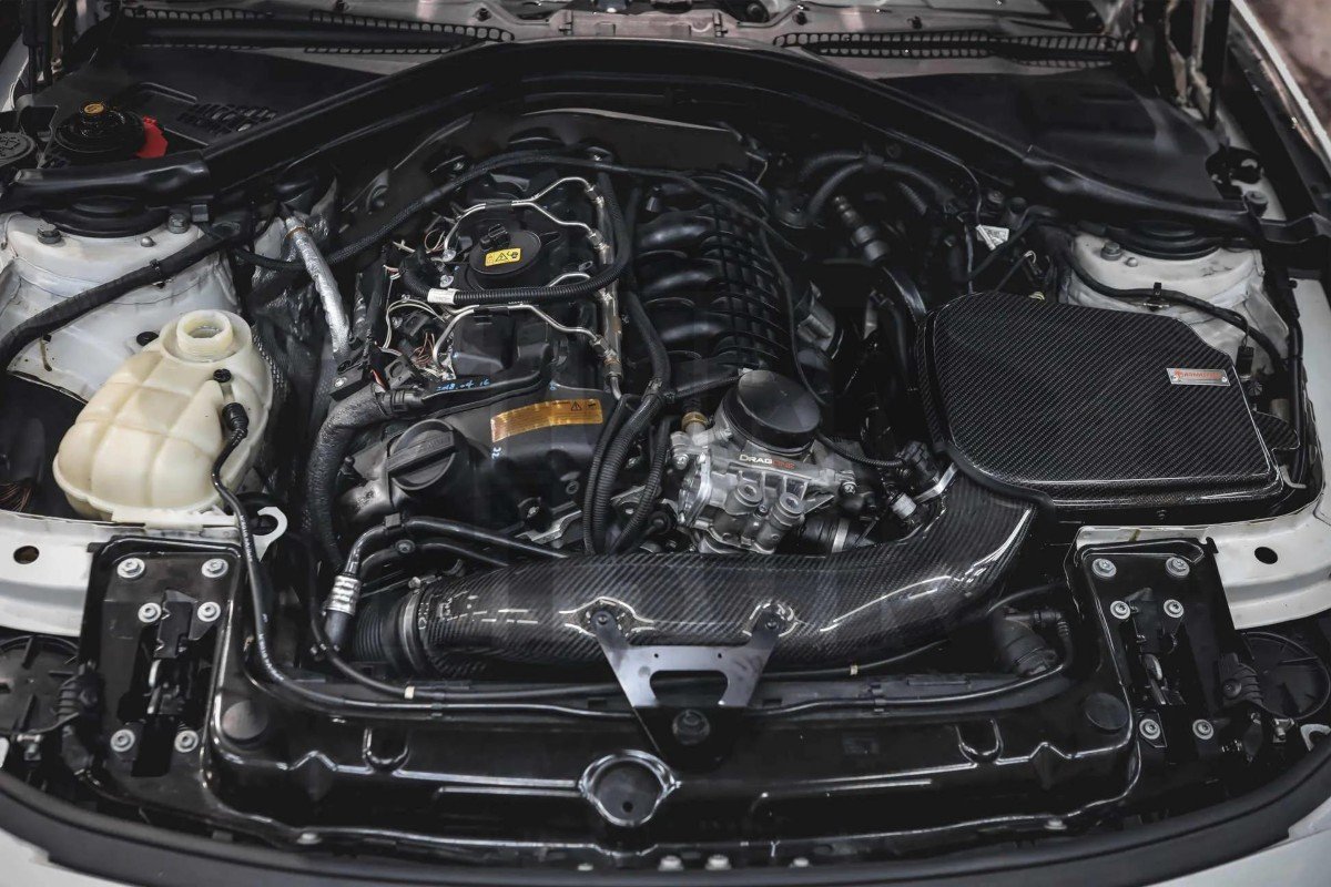 Armaspeed Carbon Fiber Air Intake BMW 135i / 235i F2x and 335i / 435i F3x N55 Armaspeed Carbon Fiber Air Intake BMW 135i / 235i F2x and 335i / 435i F3x N55