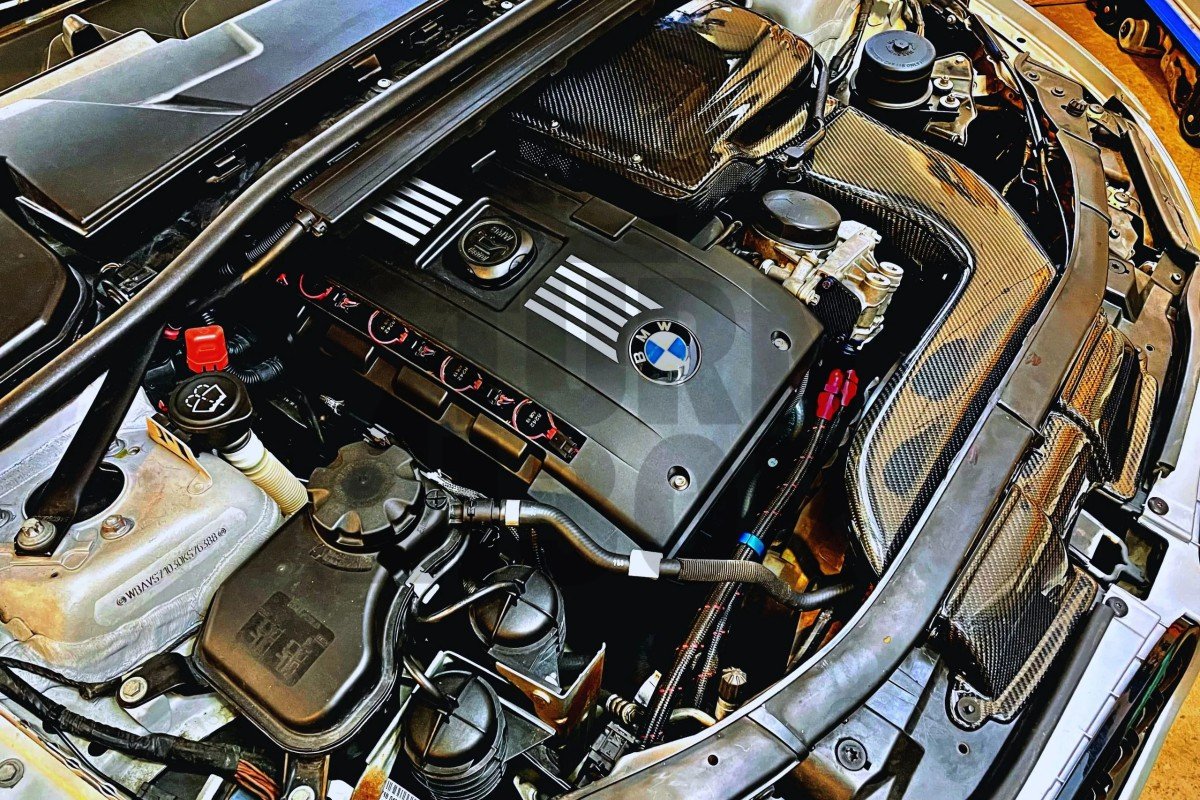 Armaspeed Carbon Fiber Air Intake BMW 335i E9x N54 Armaspeed Carbon Fiber Air Intake BMW 335i E9x N54