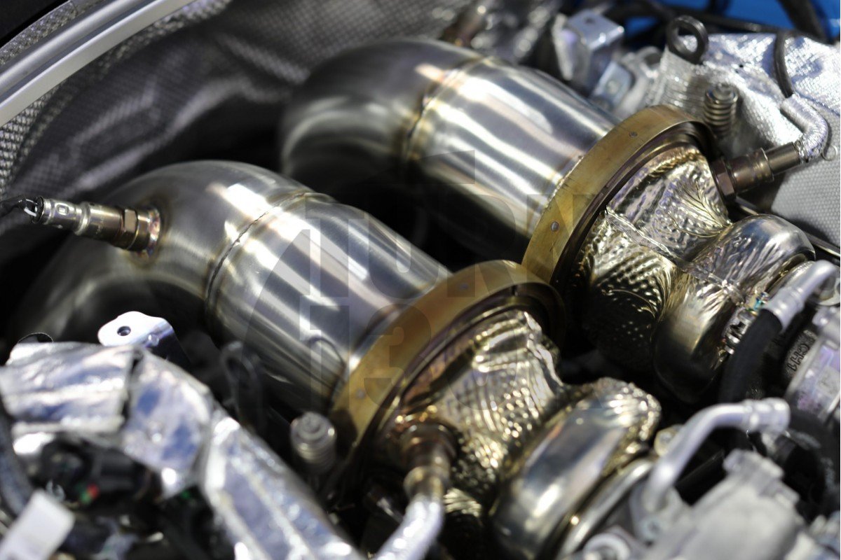 CTS Turbo Decat Downpipes for Audi RS4 and RS5 B9 CTS Turbo Decat Downpipes for Audi RS4 and RS5 B9